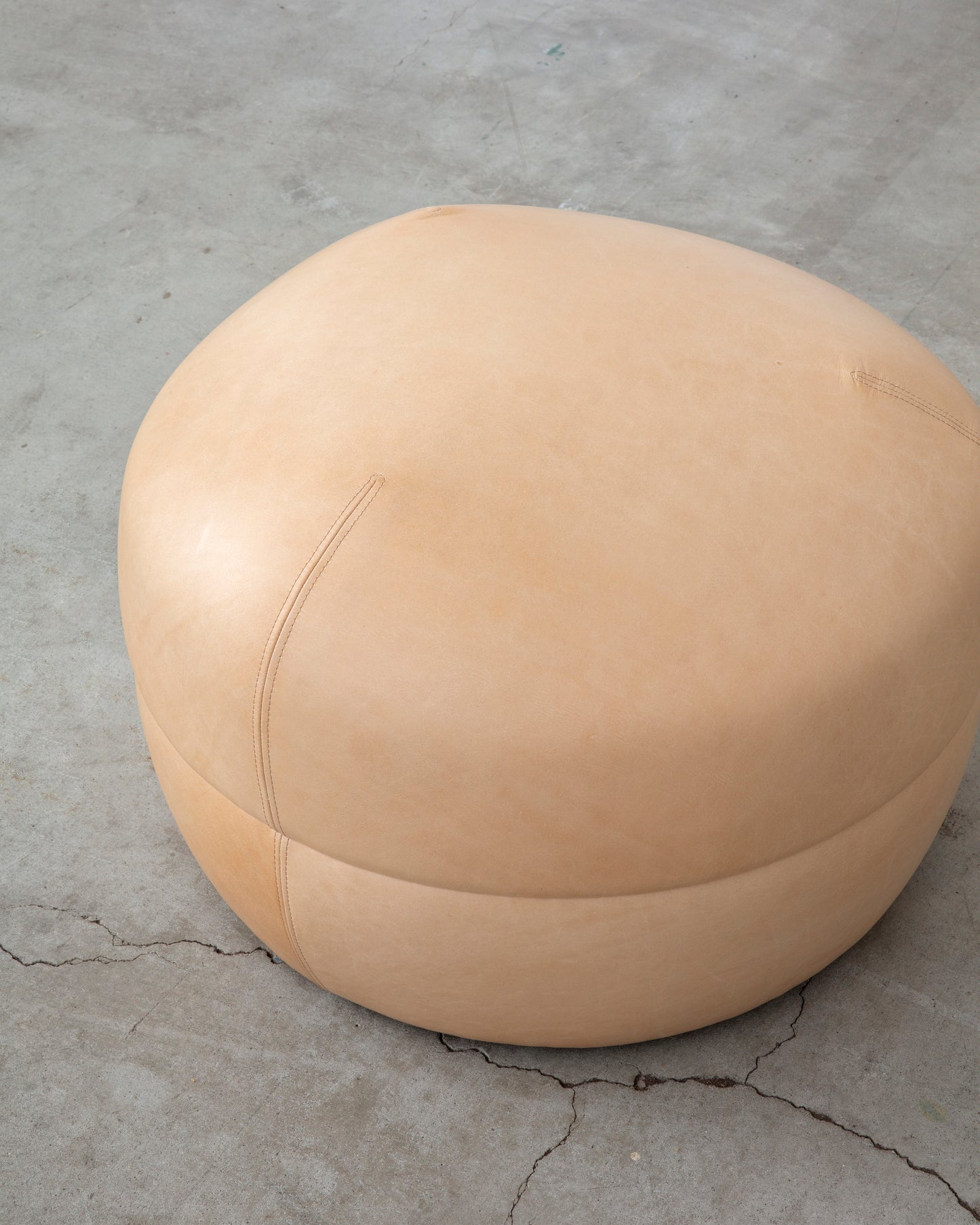 Buns Pouf